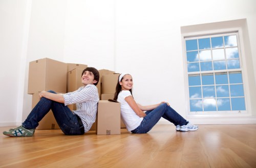 Professional packing and unpacking services in Haringey for a home move