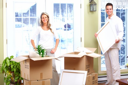 Flexible local relocation support with van and mover in Haringey